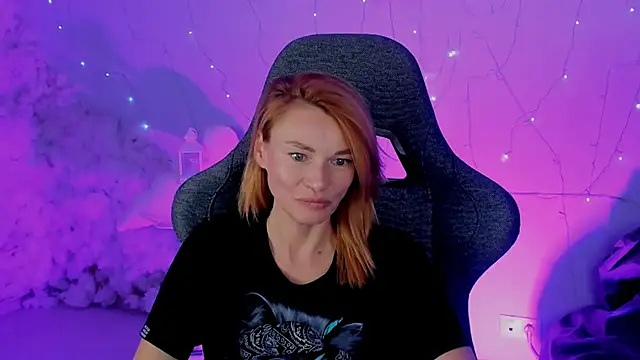 Snapshot of MistyBarnes chatting on March 10, 2025, 12:04 pm MistyBarnes online show from March 10, 2025, 12:04 pm