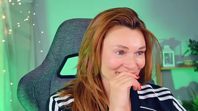 Snapshot of MistyBarnes chatting on February 23, 2026, 1:08 pm MistyBarnes online show from February 23, 2026, 1:08 pm