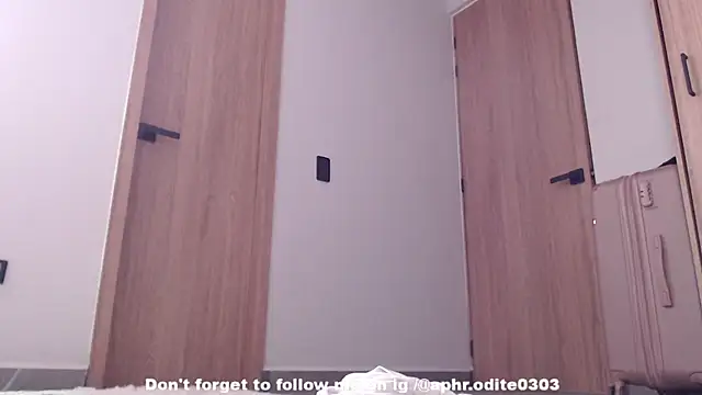 Nikol-JE online show from January 18, 2025, 2:02 pm