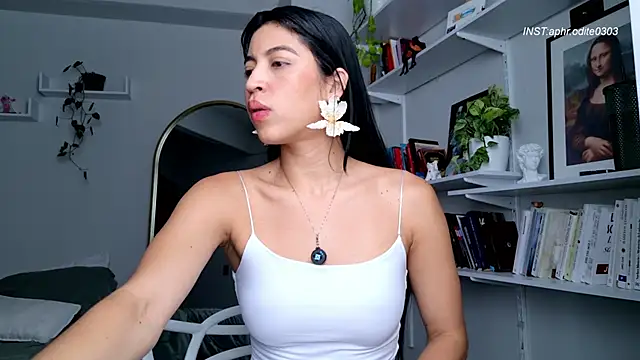 Snapshot of Nikol-JE chatting on April 6, 2026, 8:54 pm Nikol-JE online show from April 6, 2026, 8:54 pm