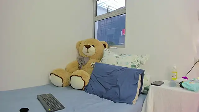 Snapshot of SEJMET_LOVE_ chatting on December 17, 2024, 1:38 pm SEJMET LOVE online show from December 17, 2024, 1:38 pm