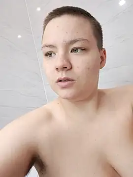 Snapshot of GoldMelissa chatting on October 1, 2025, 5:19 pm GoldMelissa online show from October 1, 2025, 5:19 pm