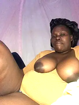 Snapshot of sweett_shaley chatting on November 26, 2025, 1:06 am sweett shaley online show from November 26, 2025, 1:06 am