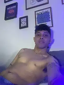 tonysexyboy online show from December 15, 2024, 11:53 pm