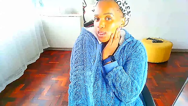 Snapshot of Charlie-Crawford chatting on February 19, 2025, 3:38 pm Charlie-Crawford online show from February 19, 2025, 3:38 pm