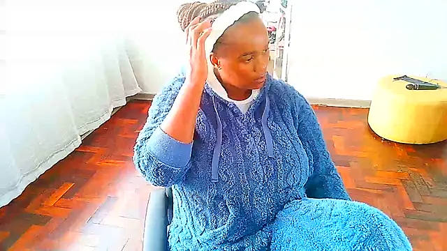 Snapshot of Charlie-Crawford chatting on February 20, 2025, 7:55 am Charlie-Crawford online show from February 20, 2025, 7:55 am