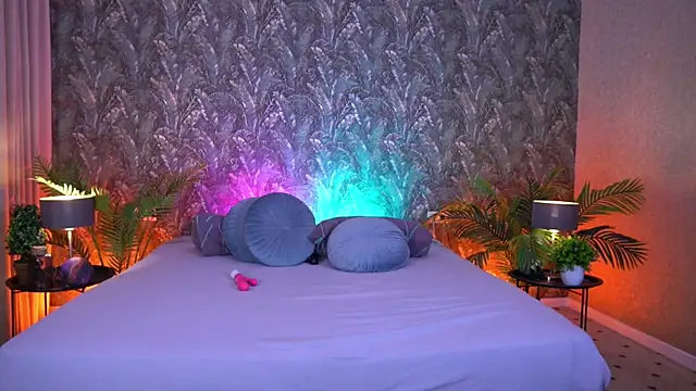 LittleeCutee online show from May 16, 2026, 10:36 am