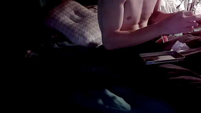 Snapshot of xxxTony999 chatting on January 4, 2025, 1:52 am xxxTony999 online show from January 4, 2025, 1:52 am