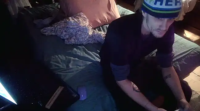 Snapshot of xxxTony999 chatting on February 8, 2025, 6:54 am xxxTony999 online show from February 8, 2025, 6:54 am