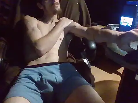 Snapshot of xxxTony999 chatting on October 25, 2025, 12:13 pm xxxTony999 online show from October 25, 2025, 12:13 pm