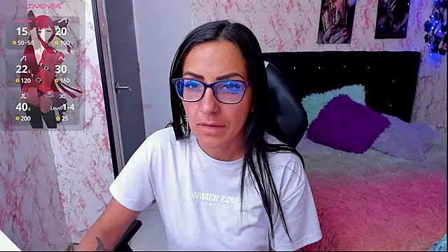 Snapshot of alma_blue chatting on February 14, 2025, 7:33 pm alma blue online show from February 14, 2025, 7:33 pm