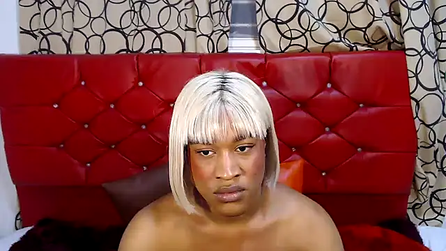 Snapshot of dirtydolltsx chatting on November 3, 2025, 5:25 pm dirtydolltsx online show from November 3, 2025, 5:25 pm