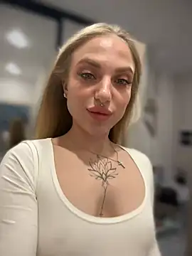 pinkstar  online show from December 12, 2024, 6:57 am