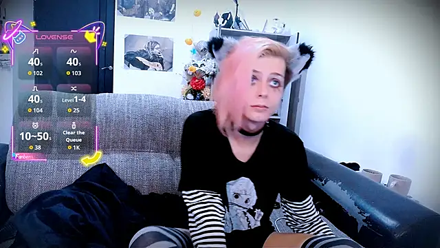 Snapshot of Littlepinkcat chatting on September 30, 2025, 6:35 pm Littlepinkcat online show from September 30, 2025, 6:35 pm