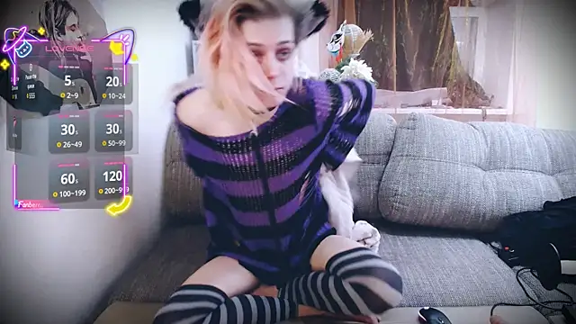 Snapshot of Littlepinkcat chatting on November 14, 2025, 8:51 pm Littlepinkcat online show from November 14, 2025, 8:51 pm