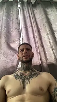 Snapshot of _jamesleandros1 chatting on June 8, 2026, 5:35 pm jamesleandros1 online show from June 8, 2026, 5:35 pm