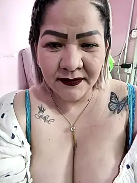 Dalessa Bigtits online show from May 2, 2026, 9:09 pm