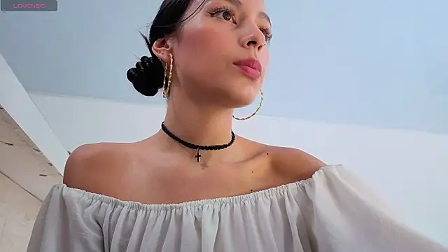 Snapshot of PIA_STONE chatting on June 17, 2026, 8:10 pm PIA STONE online show from June 17, 2026, 8:10 pm
