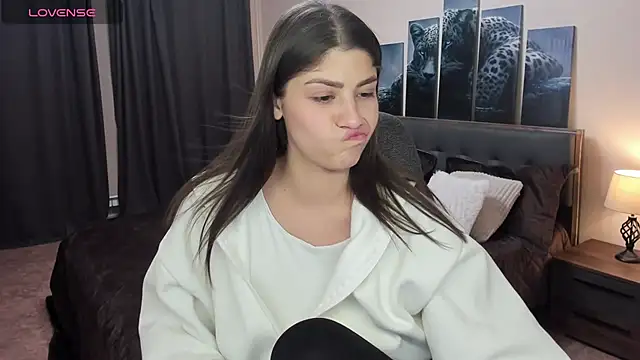 MaryMayson online show from December 3, 2024, 7:11 pm