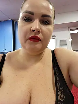 GeorgiaLerox online show from February 18, 2025, 12:49 pm