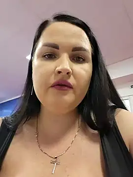 GeorgiaLerox online show from November 6, 2025, 1:23 pm