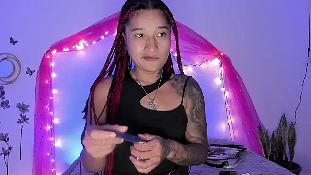 Snapshot of Eva_Lee_ chatting on January 28, 2025, 6:49 am Eva Lee online show from January 28, 2025, 6:49 am