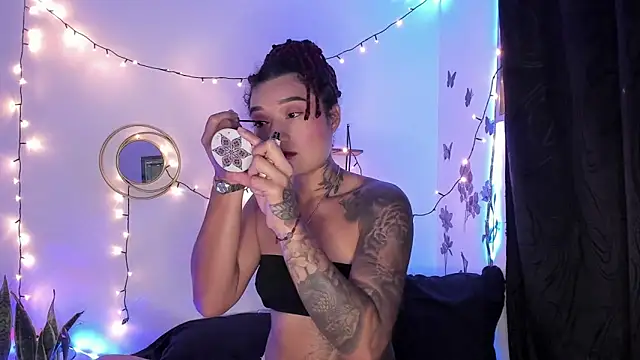 Snapshot of Eva_Lee_ chatting on February 13, 2025, 4:11 am Eva Lee online show from February 13, 2025, 4:11 am