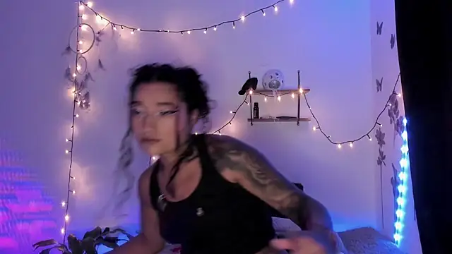 Snapshot of Eva_Lee_ chatting on March 6, 2025, 7:25 am Eva Lee online show from March 6, 2025, 7:25 am