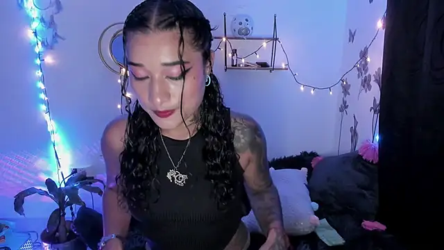 Snapshot of Eva_Lee_ chatting on March 13, 2025, 6:26 am Eva Lee online show from March 13, 2025, 6:26 am