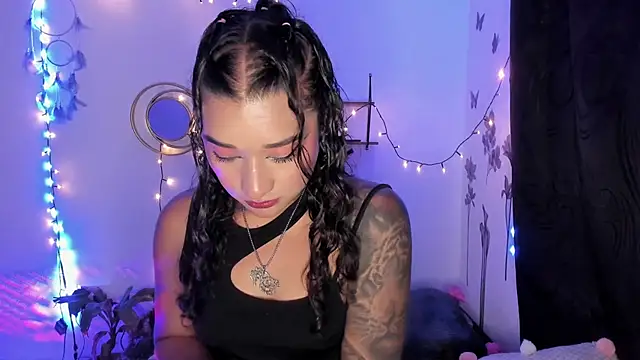 Snapshot of Eva_Lee_ chatting on March 15, 2025, 7:20 am Eva Lee online show from March 15, 2025, 7:20 am