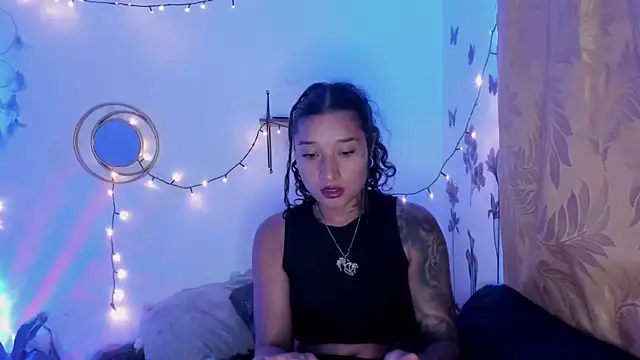 Snapshot of Eva_Lee_ chatting on March 22, 2025, 7:36 am Eva Lee online show from March 22, 2025, 7:36 am