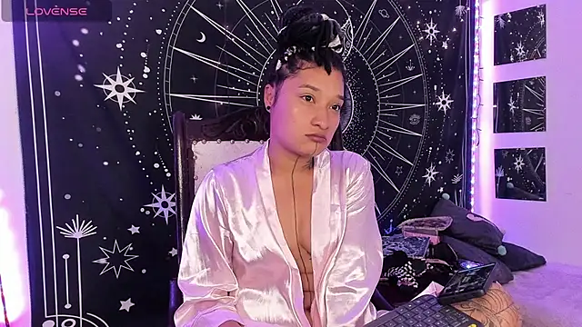 Snapshot of Eva_Lee_ chatting on October 2, 2025, 7:15 am Eva Lee online show from October 2, 2025, 7:15 am