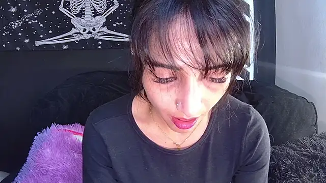 Snapshot of EvangelineCors chatting on March 8, 2025, 6:58 pm EvangelineCors online show from March 8, 2025, 6:58 pm