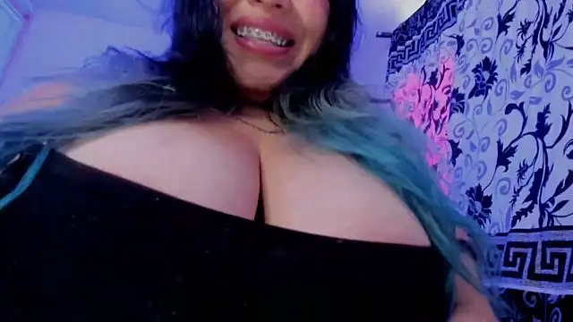 Fierymichef online show from November 5, 2025, 8:31 pm