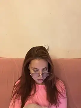 Snapshot of lovebellagrey chatting on December 22, 2025, 7:55 pm lovebellagrey online show from December 22, 2025, 7:55 pm