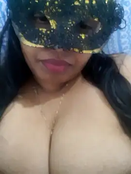 Snapshot of chubby_wife chatting on October 8, 2025, 4:21 am chubby wife online show from October 8, 2025, 4:21 am