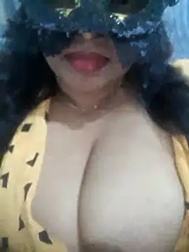 chubby wife online show from June 5, 2026, 2:45 pm