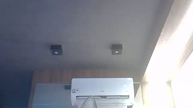 Skinny-Kitten online show from December 22, 2025, 7:33 pm