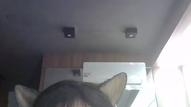 Snapshot of Skinny-Kitten chatting on July 13, 2026, 10:07 am Skinny-Kitten online show from July 13, 2026, 10:07 am