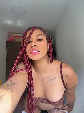 Snapshot of ATENEA_SEXXXY chatting on May 14, 2026, 6:58 pm ATENEA SEXXXY online show from May 14, 2026, 6:58 pm