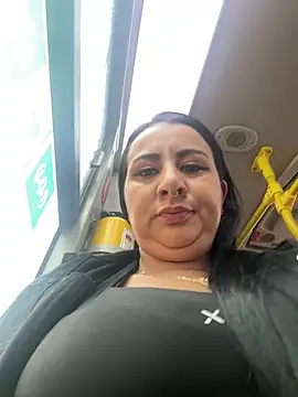 Snapshot of Abril_Luv chatting on May 6, 2026, 11:59 am Abril Luv online show from May 6, 2026, 11:59 am