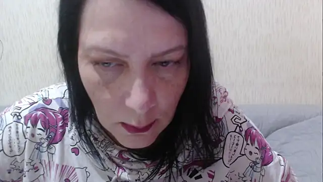 Snapshot of Mirabelle_Sweet chatting on May 10, 2026, 5:01 am Mirabelle Sweet online show from May 10, 2026, 5:01 am