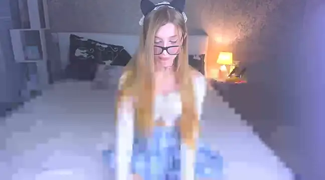 Snapshot of ShyBerryNelly chatting on December 11, 2024, 2:11 pm ShyBerryNelly online show from December 11, 2024, 2:11 pm