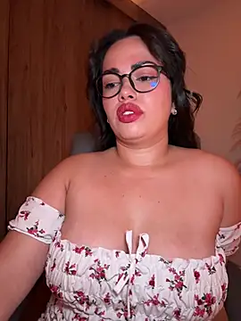 andra rose online show from June 12, 2026, 11:14 pm