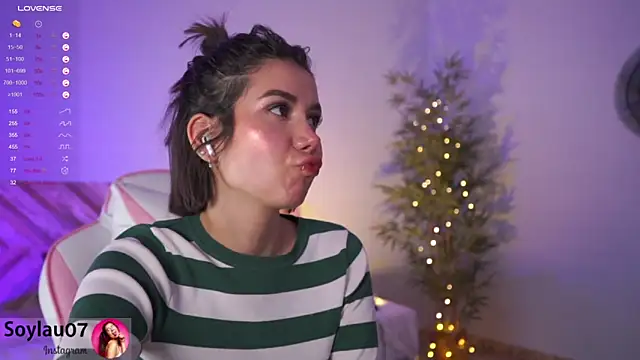 imjess01 online show from December 22, 2024, 11:52 pm