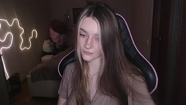 Snapshot of jeann_elsaa chatting on February 25, 2025, 9:35 pm jeann elsaa online show from February 25, 2025, 9:35 pm