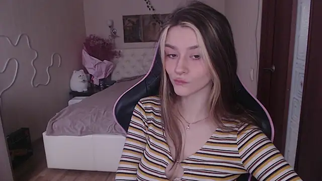 Snapshot of jeann_elsaa chatting on March 1, 2025, 7:08 am jeann elsaa online show from March 1, 2025, 7:08 am