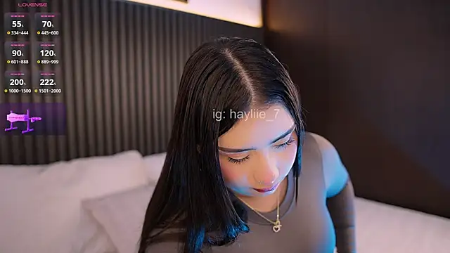 haylie  online show from July 12, 2026, 5:20 am