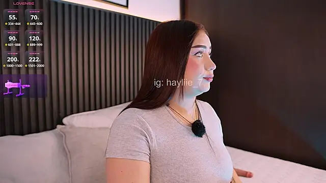 haylie  online show from August 6, 2026, 6:04 am