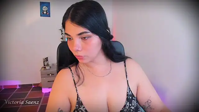 victoriaasaenz  online show from January 14, 2026, 12:38 am